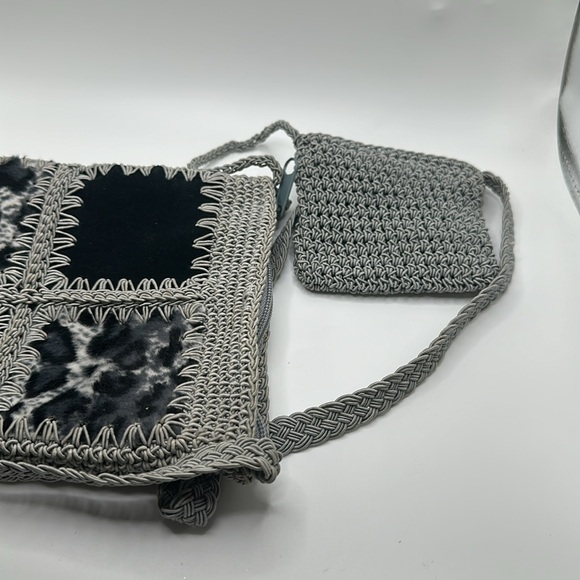 Crochet gray patchwork crossbody purse and coin purse - Picture 8 of 9